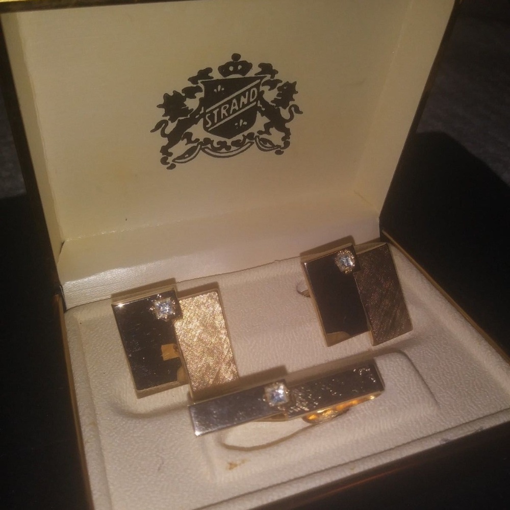 Strand Cufflinks and Tie Bar Clip Set